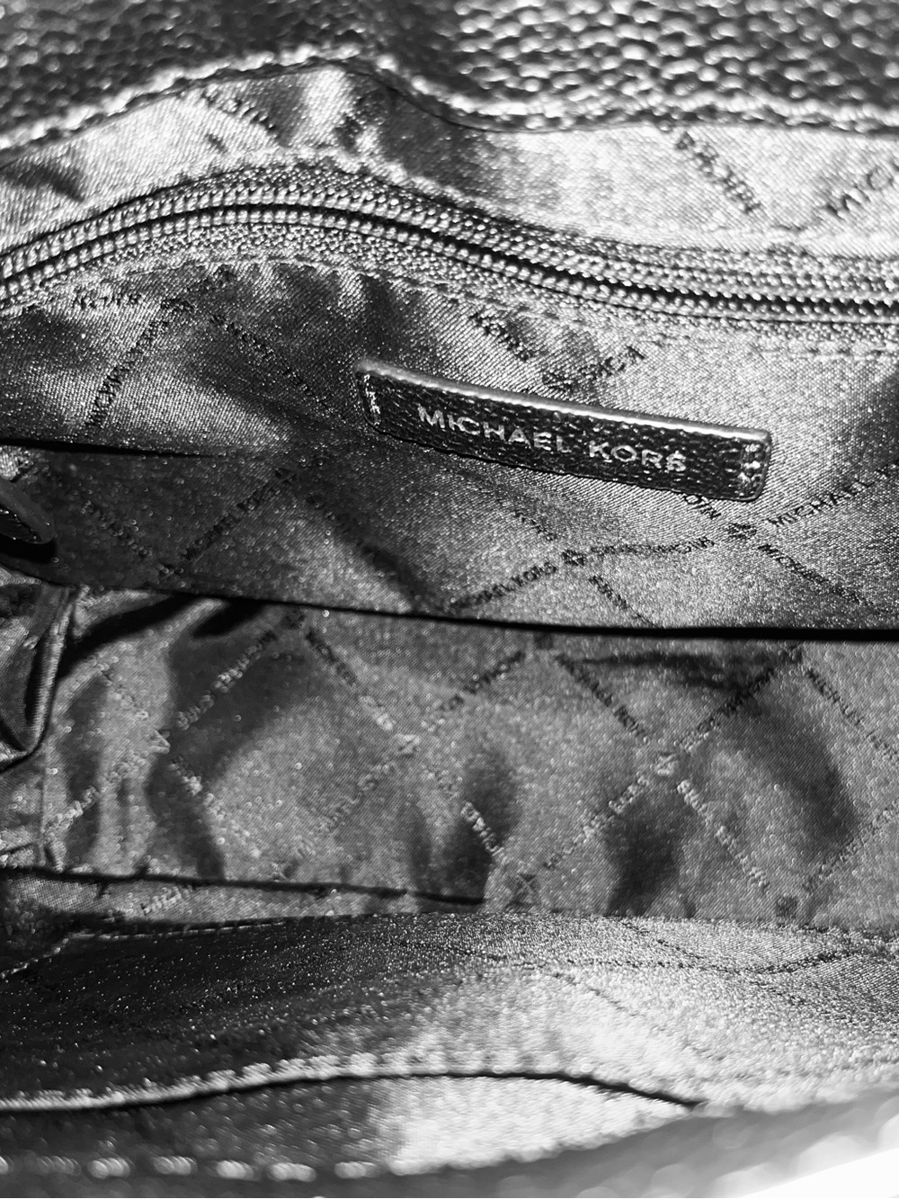 Michael Kors Cassie Large Satchel - Picture 6 of 6